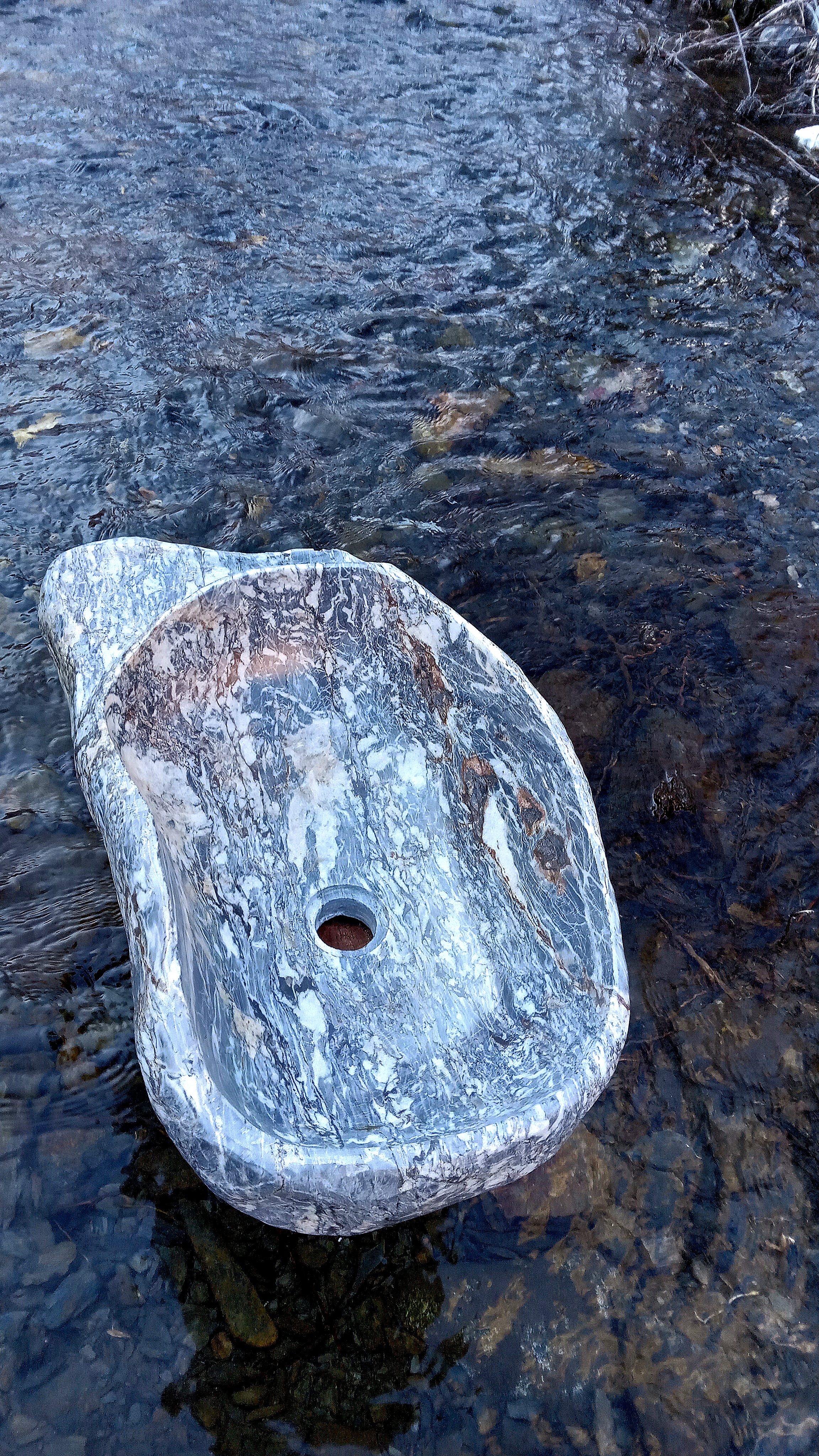 سنگ روشویی رودخانه ای