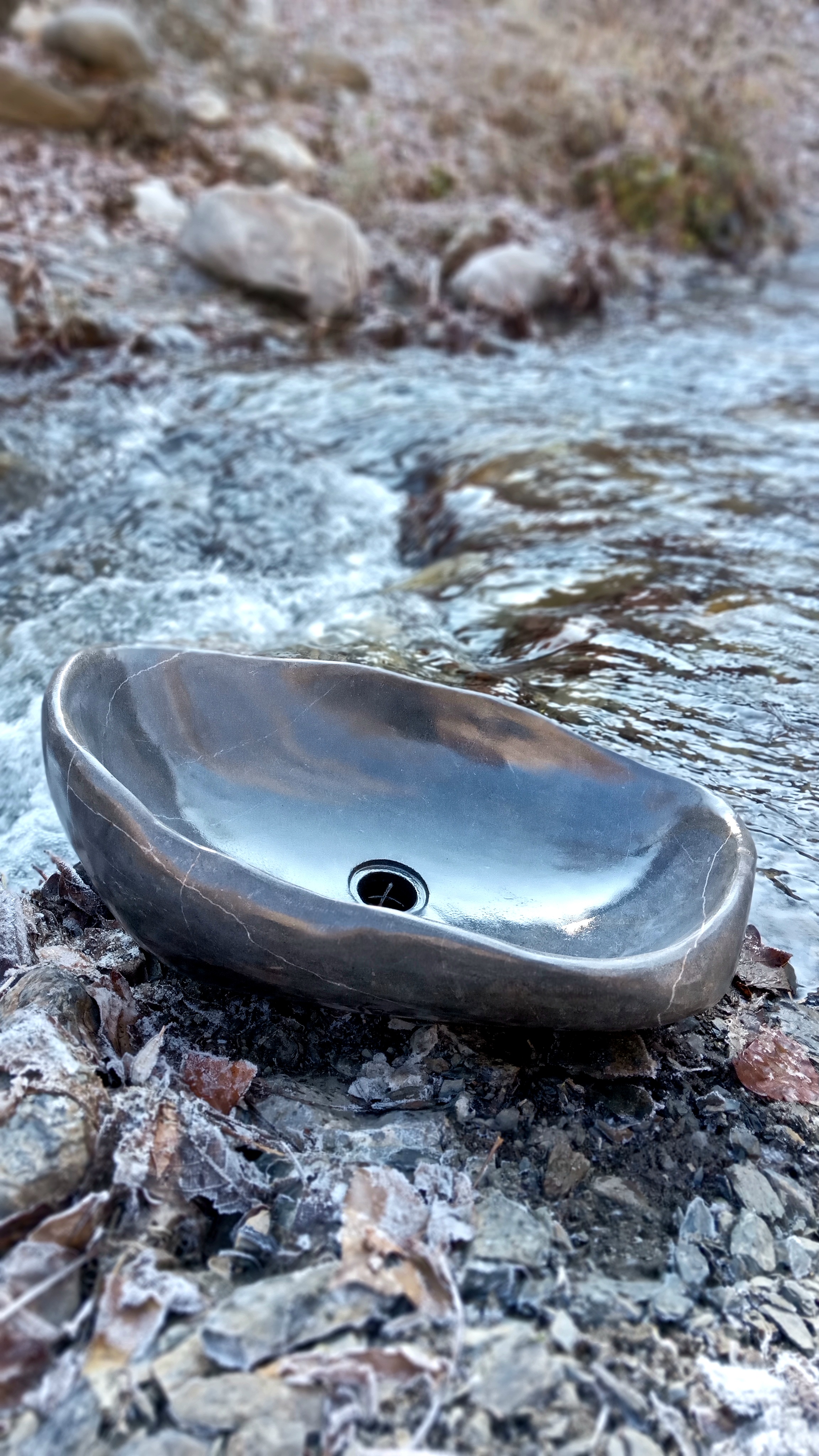 سنگ روشویی رودخانه ای